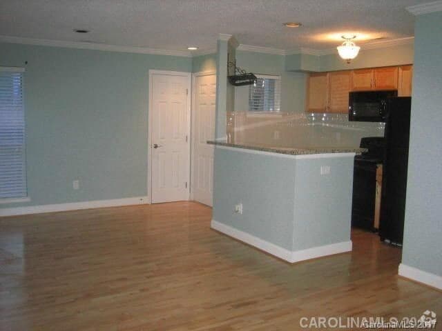 Building Photo - 2502 Cranbrook Ln