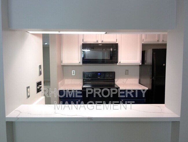 Foto del edificio - 1415 Tuxworth Cir