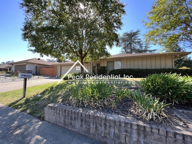 Building Photo - 3 br, 2 bath House - 5952 Kenneth Avenue