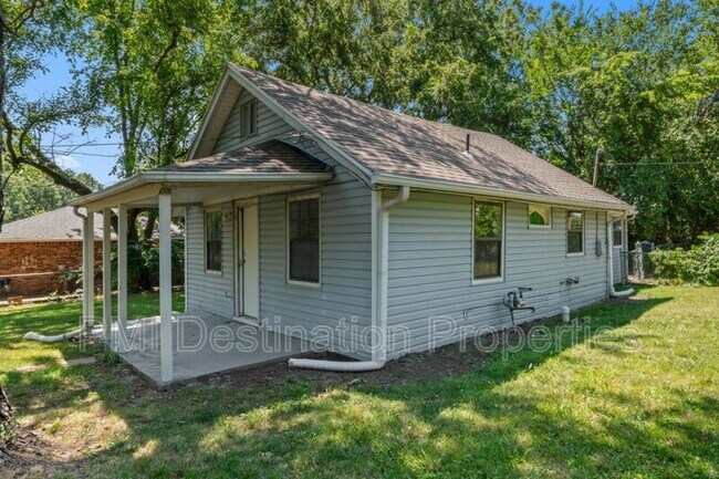 Building Photo - 13308 6 St