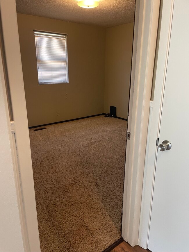 Dormitorio - 6103 N 26th Street Ter