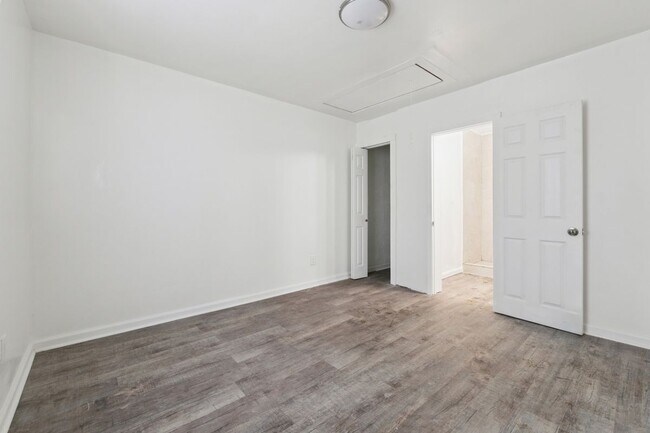 Foto del edificio - 1098 Smith St SW