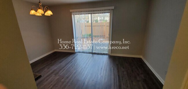 Foto del edificio - 1441 Brookwood Dr
