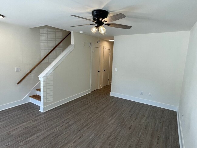 Building Photo - Available March 16th. Water included. RENOVATED 2 BR/1.5 BA Townhouse in the Heart of James Island!