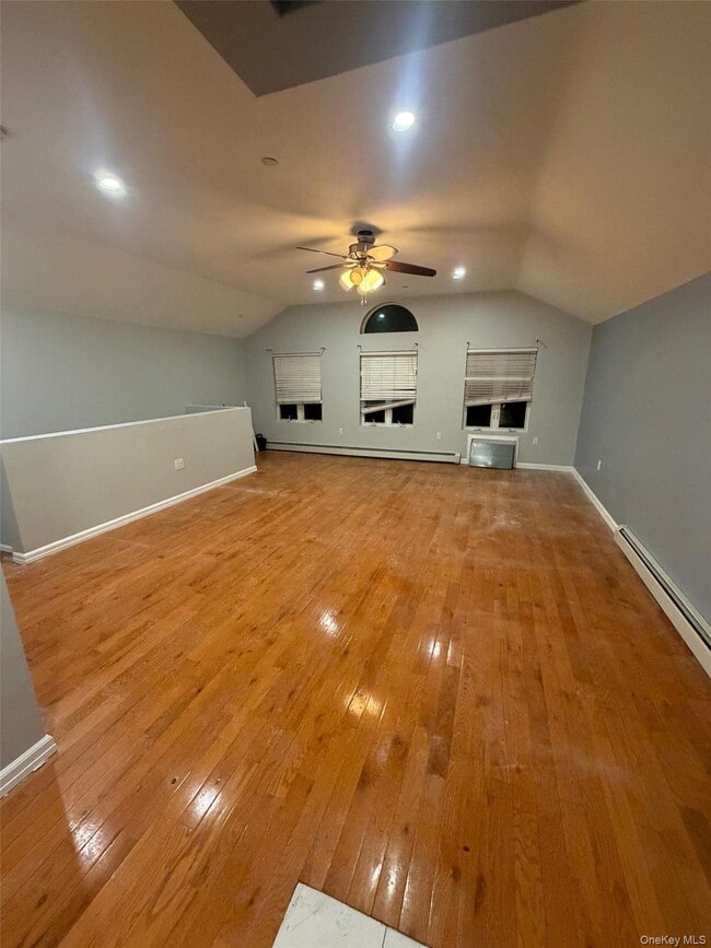 Building Photo - 147-36 Springfield Ln