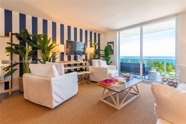 Foto del edificio - 10275 Collins Ave