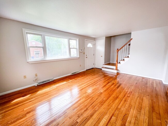 Foto del edificio - Single Family House in the North End of Hartford