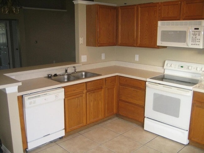 Foto del edificio - 4937 Cedarstone Ln