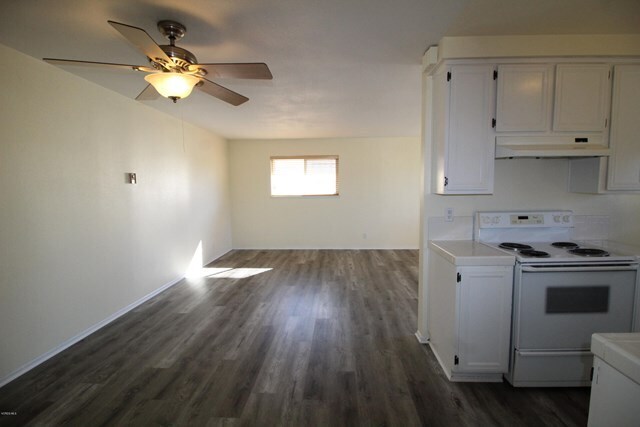 Foto del edificio - 1189 Carlsbad Pl