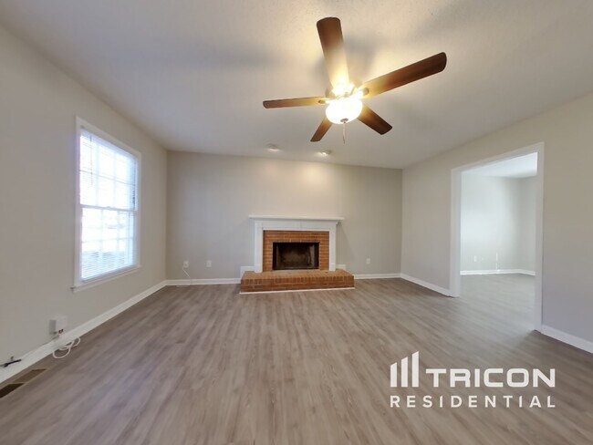 Building Photo - 1840 Hickory Creek Ct NW