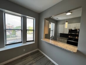 Building Photo - 629 Clara Ave