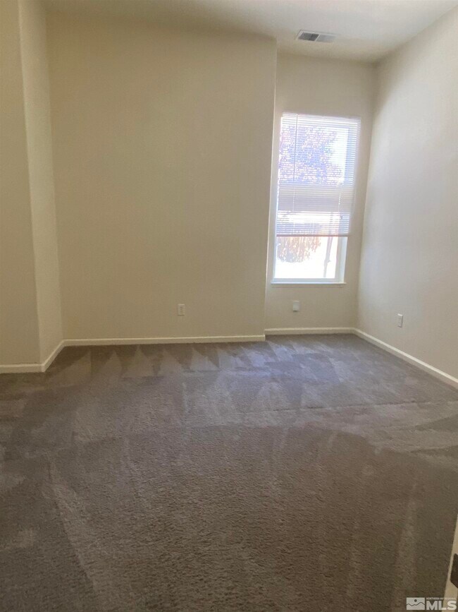 Building Photo - 9625 Glen Ridge Dr