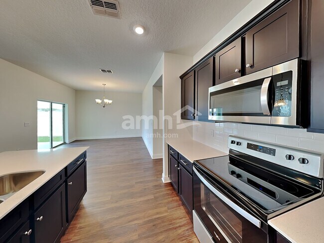 Building Photo - 2705 Ponds Trl