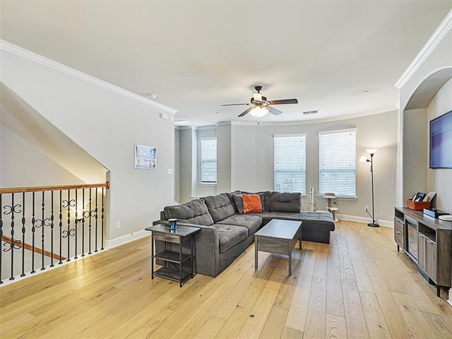 Foto del edificio - 2500 Rockbrook Dr