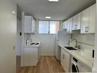 Building Photo - 750 Kaheka St