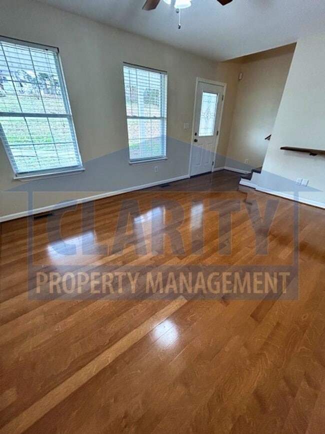 Building Photo - Three bedroom with attached garage!