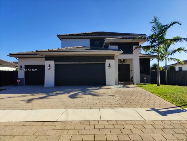 Building Photo - 15752 SW 44th Terrace