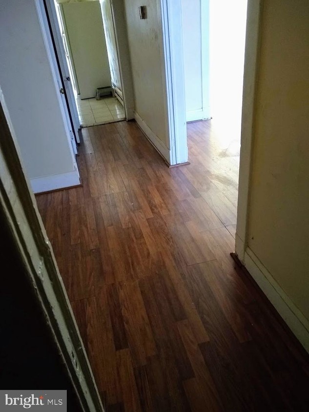 Foto principal - 3857 W Forest Park Ave