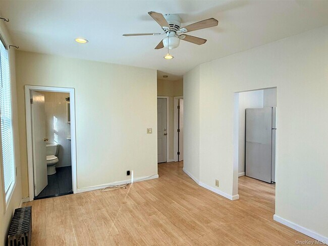 Foto del edificio - 52-05 35th St