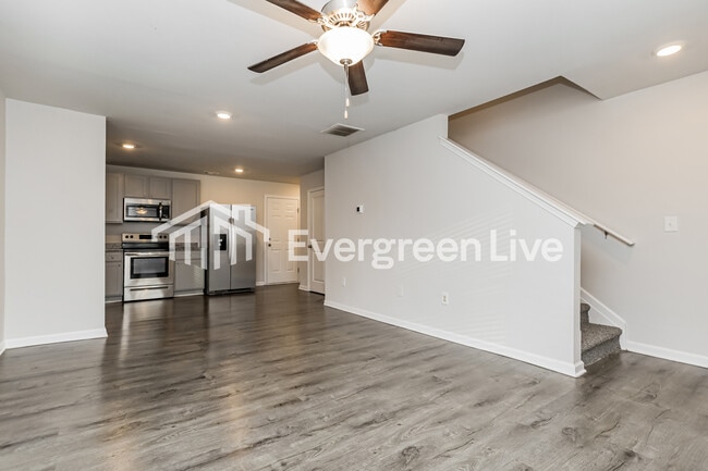 Foto del edificio - 119 Kingston Ct