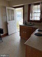 Building Photo - 1983 Northwestern Turnpike