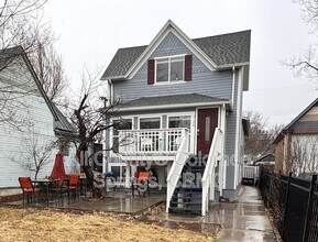 Building Photo - 2126 W Kiowa St