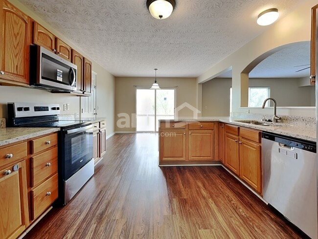 Building Photo - 1231 Edgebrook Ct