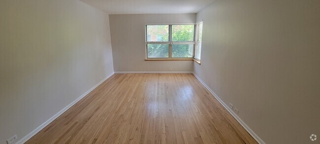 Building Photo - 4957 N Wolcott Ave