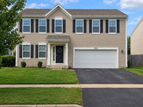 Building Photo - 202 Minuet Cir