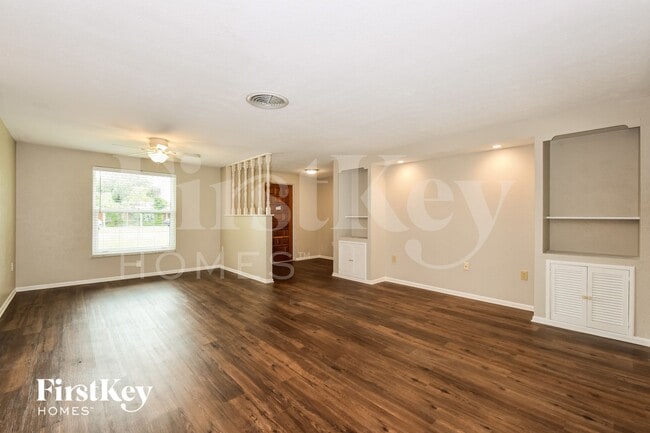 Building Photo - 1419 Argyle Dr