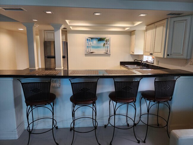 Foto del edificio - 2080 E Hillsboro Blvd