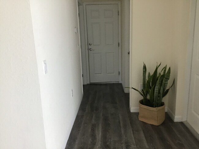 Foto del edificio - 1405 Inwood Rd