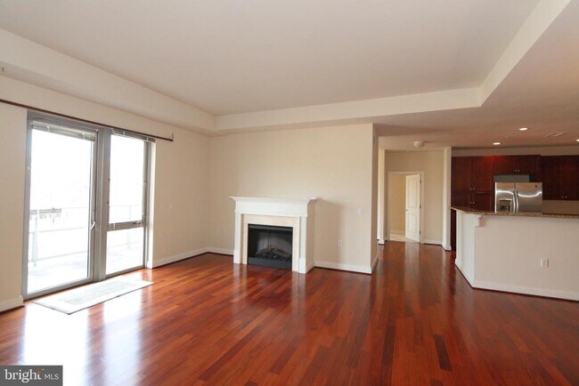 Foto del edificio - 513 W Broad St