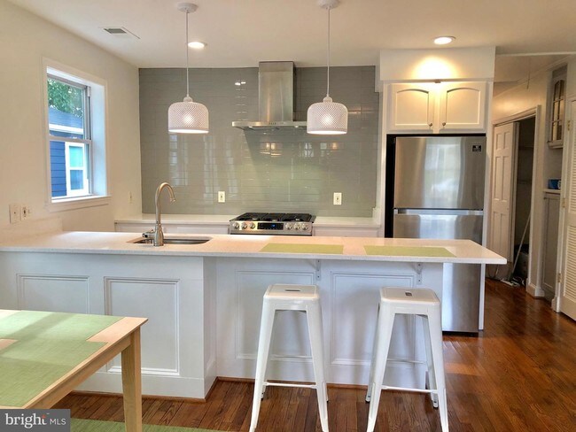 Foto del edificio - 22 E Reed Ave