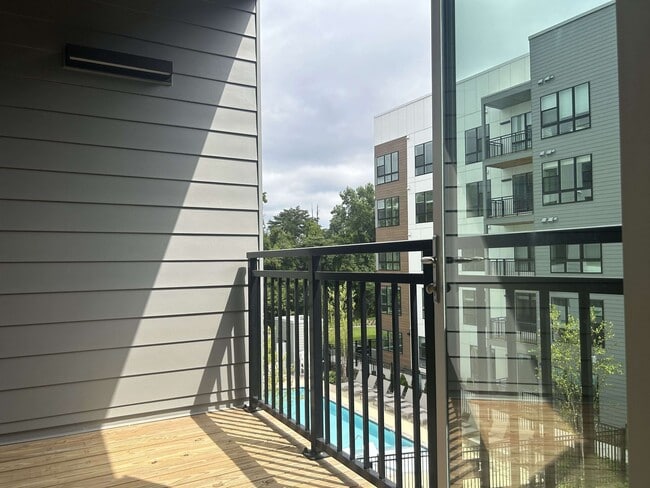 Interior Photo - The Rae