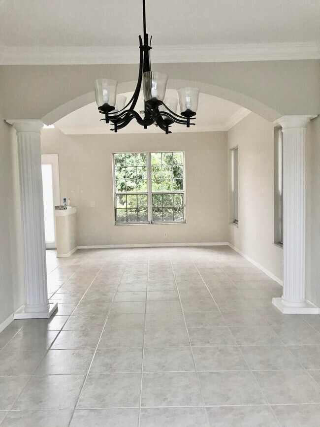 Building Photo - 22194 Braddock Pl