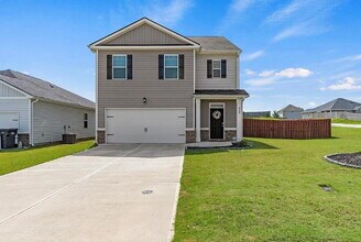 Building Photo - 925 Hay Meadow Dr.