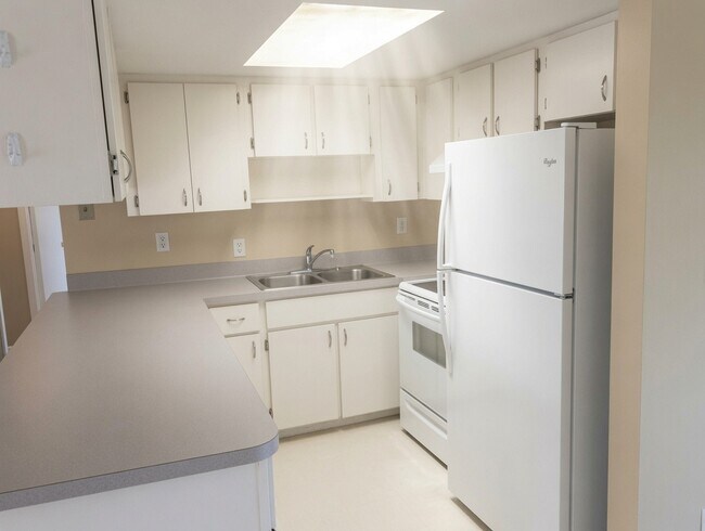 Foto del edificio - 13432 Pine Needle Ln