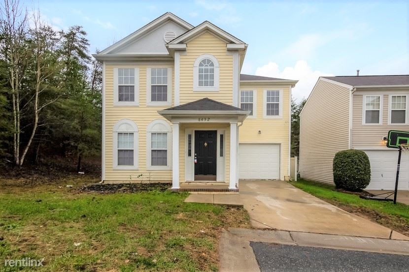Primary Photo - 3 br, 2.5 bath House - 8432 Spirea Ct