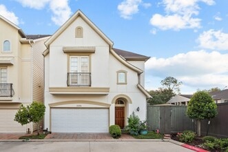 Building Photo - 2202 Hilshire Terrace Ct