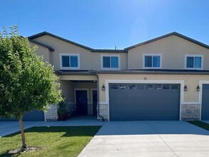 Building Photo - 200 1200 S