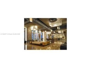 Building Photo - 690 SW 1st Ct