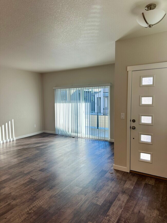 Área de estar - 13653 Frost Bitten Grv