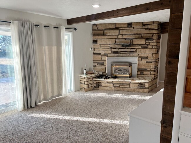 Foto del edificio - Spacious 6 Bed / 3 Bath Home in Rigby!