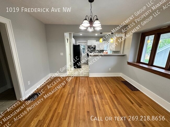 Building Photo - 1019 Frederick Ave NW
