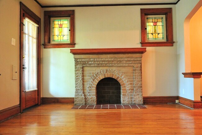 Building Photo - 5220 Delor Street