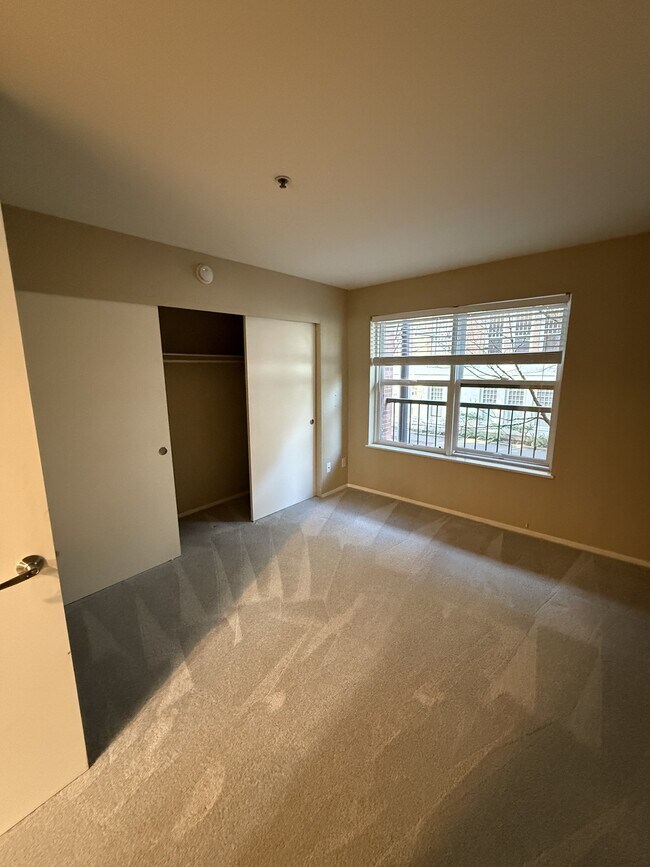 Foto del edificio - 1500 SW Park Ave