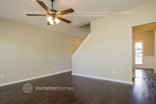 Foto del edificio - 755 Clairidge Ln SW