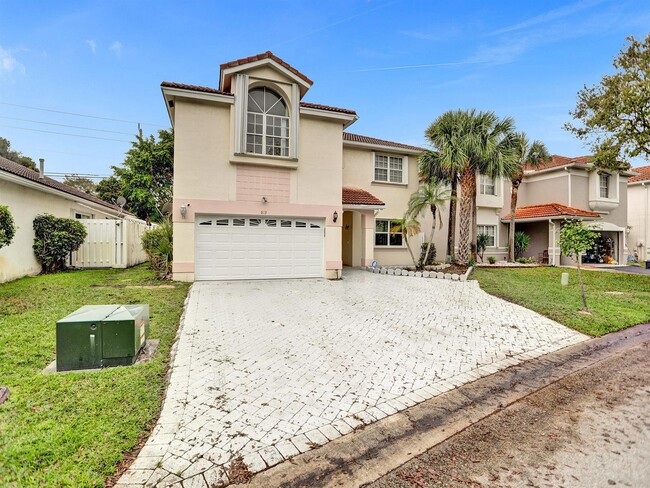 Building Photo - 613 NW 135th Ter