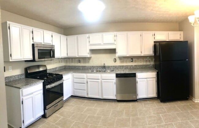 Photo - 6574 Meadow Green Cir Townhome